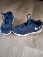Nike air schoenen maat 30, blauw, Gebruikt, Schoenen, Ophalen of Verzenden, Nike