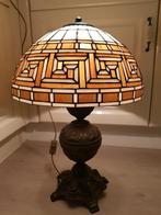 Prachtige Tiffanylamp, Ophalen of Verzenden, Zo goed als nieuw, 50 tot 75 cm, Glas