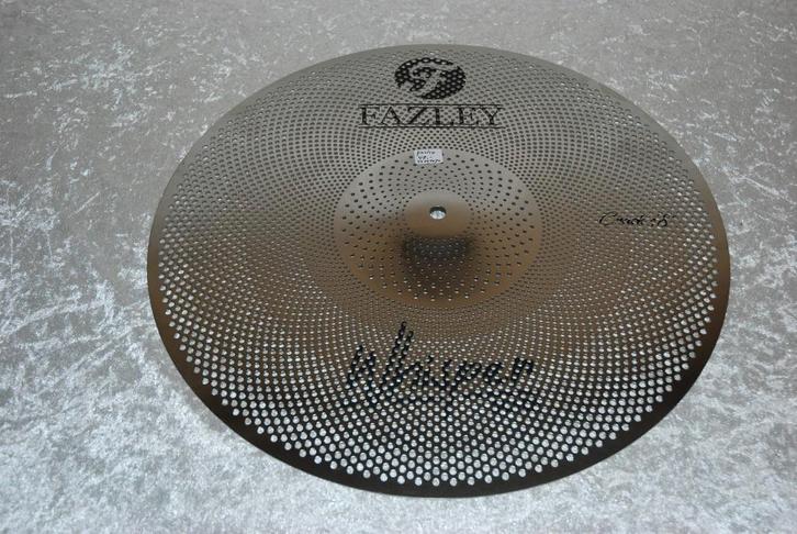 Fazley Low volume crash whisper 18 inch   <25252470>, Muziek en Instrumenten, Instrumenten | Onderdelen, Gebruikt, Drums of Percussie