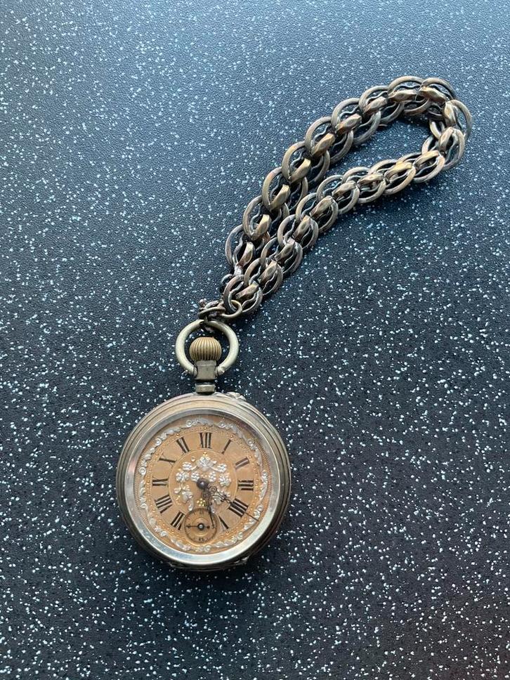 Vintage zakhorloge, in niet werkende staat., Sieraden, Tassen en Uiterlijk, Horloges | Antiek, Zakhorloge, Overige merken, Zilver