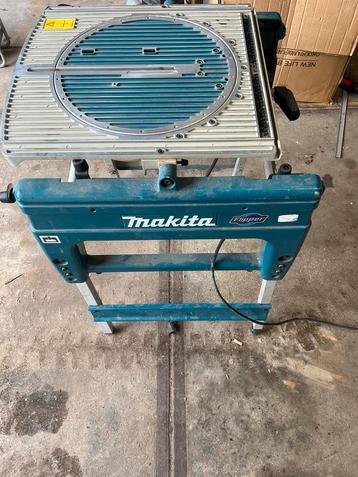 Makita zaagtafel flipper LF1000