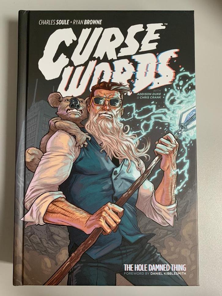 Curse Words: The Whole Damned Thing by Charles Soule (HC), Boeken, Strips | Comics, Zo goed als nieuw, Complete serie of reeks