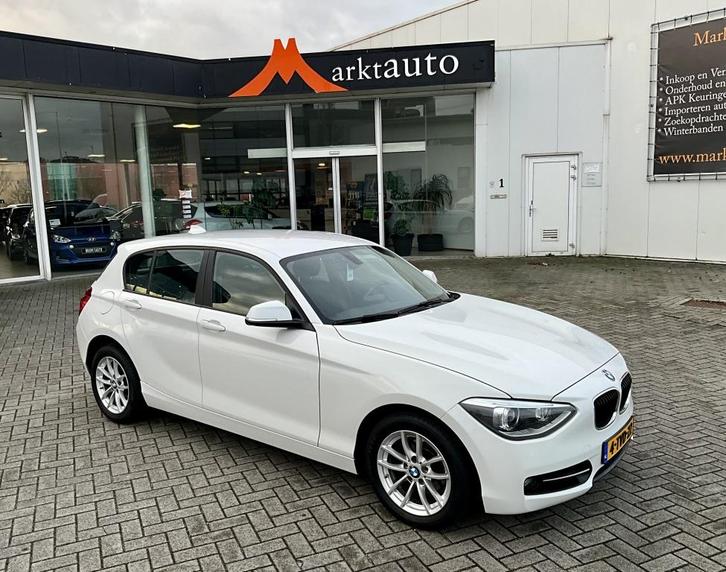 Bmw 1-serie 116i Executive Navi Bluetooth Cruise PDC, Auto's, BMW, Bedrijf, 1-Serie, ABS, Adaptieve lichten, Airbags, Airconditioning