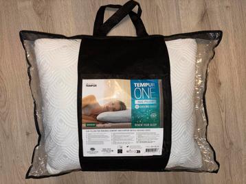 Tempur One Hug Kussen medium -  Cooling Cover beschikbaar voor biedingen