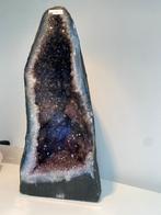 Prachtige Amethist Geode - 21.5 Kilo, Verzamelen, Mineralen en Fossielen, Ophalen of Verzenden, Overige typen