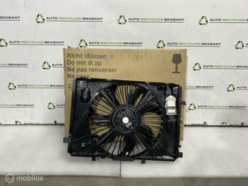 Koelventilator Mercedes C Klasse C205 W205 NIEUW A0999061800 beschikbaar voor biedingen