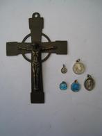 ANTIEK - KOP & SCHOTEL  - PENNENBOX - MEDAILLES -KRUIS ETC, Antiek en Kunst, Verzenden