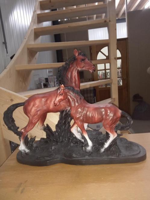 beeld met 2 paarden, Antiek en Kunst, Kunst | Beelden en Houtsnijwerken, Ophalen