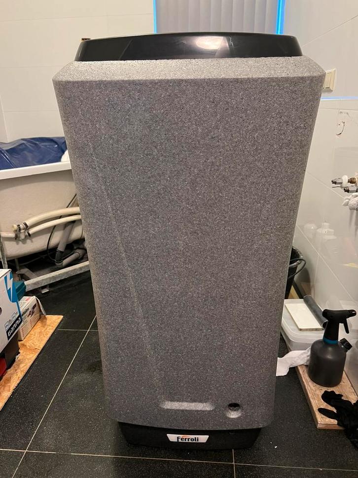 Zonneboiler AGPO-Ferroli Aquasol 4 type LB90IT, Doe-het-zelf en Verbouw, Geisers en Boilers, Gebruikt, Boiler, 20 tot 100 liter