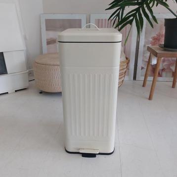 Zara Home prullenbak