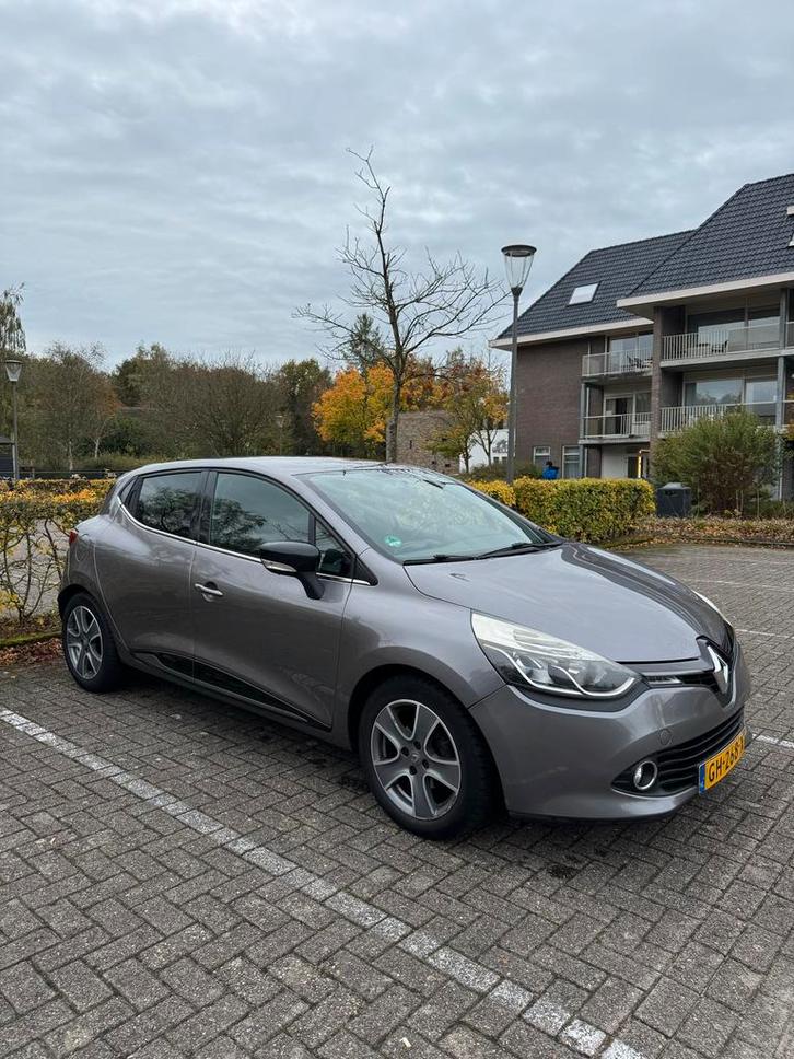 Renault Clio 0.9 TCE 66KW 5-DRS 2015 Grijs 2e eigenaar, Auto's, Renault, Particulier, Clio, Cruise Control, Elektrische ramen