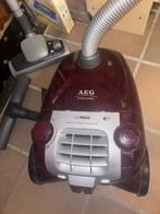 Stofzuiger AEG, Witgoed en Apparatuur, Stofzuigers, Stofzak, Gebruikt, Stofzuiger, Ophalen of Verzenden