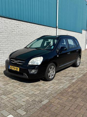 Kia Carens 2.0 CVVT X-ecutive Automaat beschikbaar voor biedingen