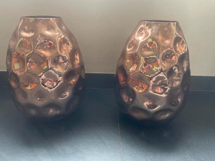 2x Handgemaakte Messing Rozé Vazen, Huis en Inrichting, Woonaccessoires | Vazen, Zo goed als nieuw, Overige kleuren, Minder dan 50 cm