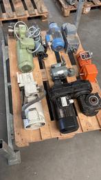 Elektro motoren met reductor kasten, Ophalen