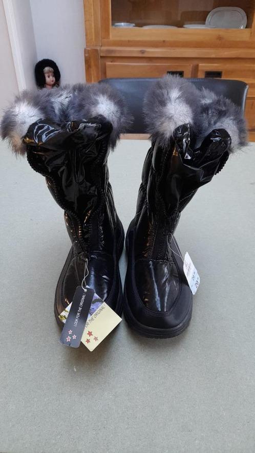 Nieuwe Moonboots, Kleding | Dames, Schoenen, Nieuw, Sneakers of Gympen, Ophalen of Verzenden