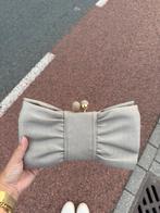 LK Bennett clutch zilver, Ophalen of Verzenden, Schoudertasje
