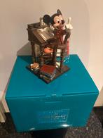 Disney WDCC Mickey Christmas Carol - Earnest Employee, Verzamelen, Ophalen of Verzenden, Zo goed als nieuw, Kunststof, Strip- of Tekenfilmfiguur