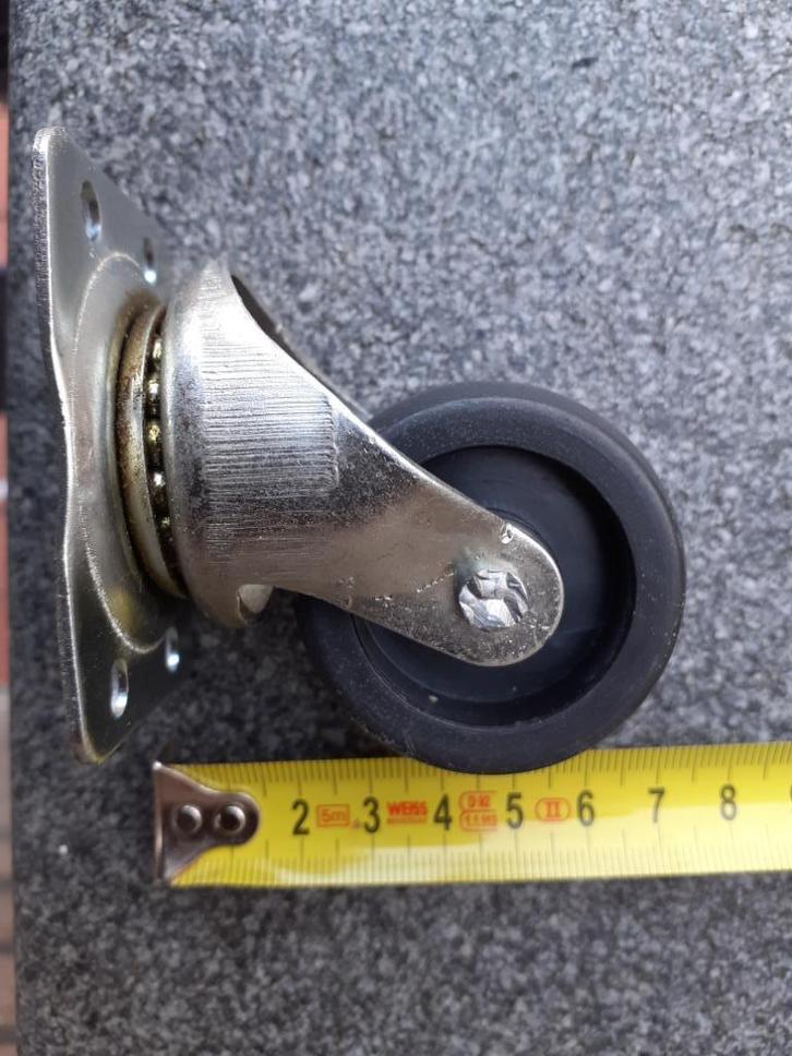 NOG 57 zwenkwieltjes zware spullen bloembakken wieltje NIEUW, Doe-het-zelf en Verbouw, Zwenkwielen, Nieuw, Ophalen