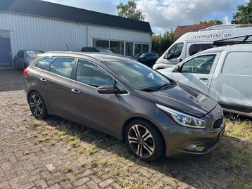 Kia (Pro) Cee d 1.6 GDI Sporty Wagon 2012 Bruin motor stuk beschikbaar voor biedingen