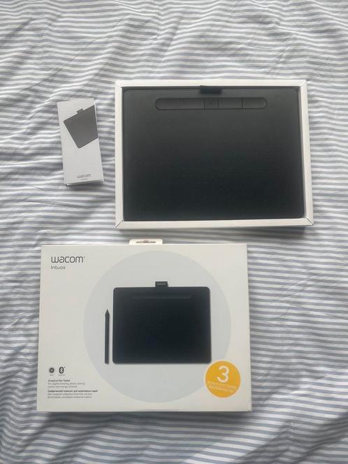 Wacom Intuos, Computers en Software, Tekentablets, Zo goed als nieuw, Draadloos, Ophalen of Verzenden