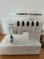 Cover Stitch CV3550, Hobby en Vrije tijd, Naaimachines en Toebehoren, Ophalen, Zo goed als nieuw, Toebehoren, Brother