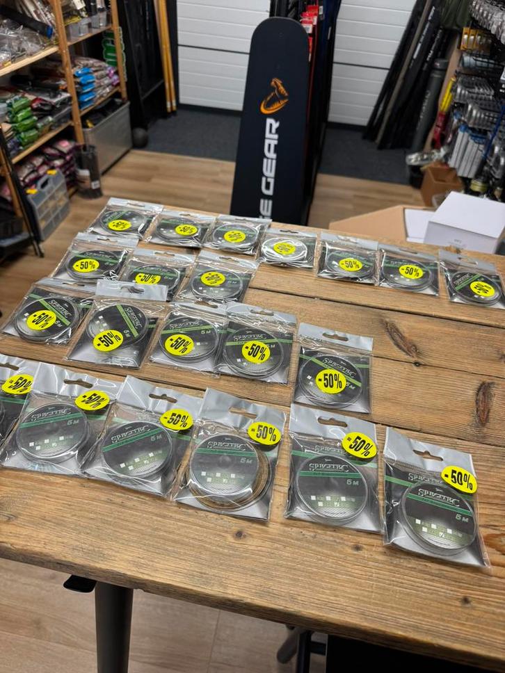 groot pakket met 21 rollen 7 x 7 staaldraad !, Watersport en Boten, Hengelsport | Roofvissen, Nieuw, Vislijn, Ophalen of Verzenden