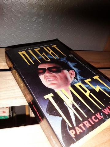 Night Thirst - Patrick Whalen beschikbaar voor biedingen