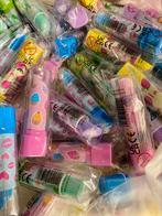 Traktatie / Uitdelen Lipstickgummen 80 stks, Ophalen of Verzenden, Nieuw, Feestartikel, Verjaardag