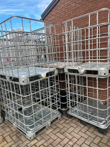 Ibc kooien beschikbaar voor biedingen