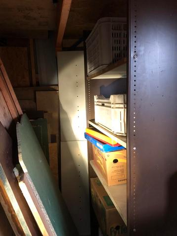 sterke ijzeren stelling kast  voor garage of berging beschikbaar voor biedingen