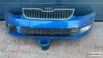 SKODA FABIA III 16R VOORBUMPER HALOGEEN GRILL LEVERBAAR!!, Ophalen of Verzenden, Gebruikt, Skoda, Spatbord