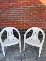 2 witte Kuip stoelen., Kunststof, Gebruikt, Ophalen