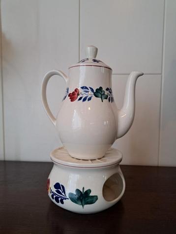 Grootte Collectie BoerenBond Servies beschikbaar voor biedingen