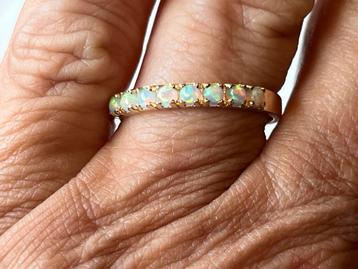 Gouden ring Opaal beschikbaar voor biedingen