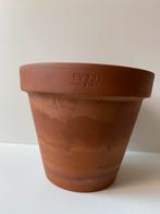 Bloempot EV23 Italy, Ophalen of Verzenden, Zo goed als nieuw, Rond, Minder dan 25 cm