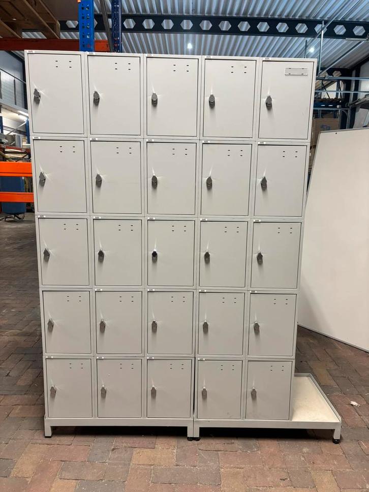 Quipo metalen locker kast – 25 vakken – ca. 125x185x45 cm, Huis en Inrichting, Kasten | Lockerkasten, Gebruikt, Ophalen