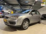 Ford Focus 1.6-16V Ghia/Navi/dvd/trekhaak/pdc/Apk nieuw, Auto's, 1596 cc, 101 pk, Gebruikt, 4 cilinders