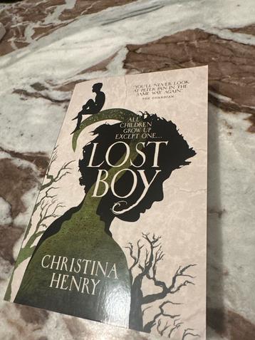 Lost Boy - Christina Henry beschikbaar voor biedingen