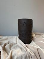 Vintage chamotte mat bruine  ronde vaas h20cm, Huis en Inrichting, Woonaccessoires | Vazen, Overige kleuren, Aardewerk of Porselein