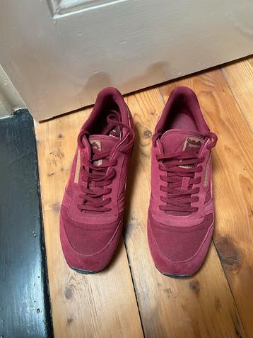 Reebok sneakers maat 43 kleur Bordeaux rood beschikbaar voor biedingen
