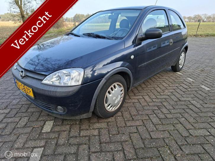 Opel Corsa 1.0-12V Comfort nieuwe apk 130767 km nap, Auto's, Opel, Particulier, Corsa, Airbags, Alarm, Elektrische ramen, Startonderbreker