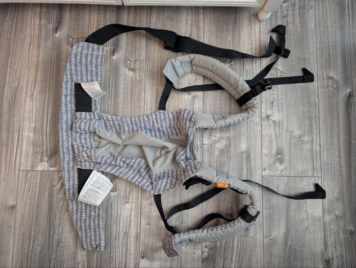 tula beyond draagzak, Kinderen en Baby's, Babydragers en Draagdoeken, Zo goed als nieuw, Draagzak, Buik of Rug, Overige merken