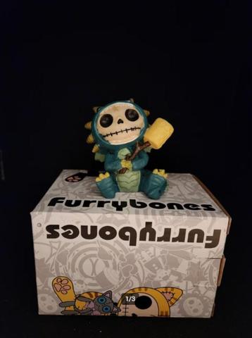 Furrybones Scorchie beschikbaar voor biedingen