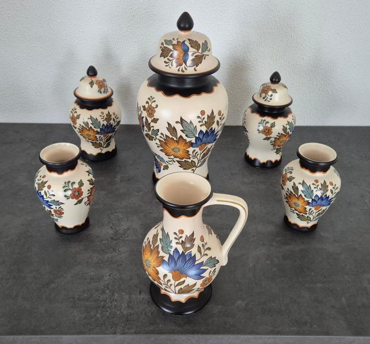 Flora Gouda Plateel, Antiek en Kunst, Antiek | Keramiek en Aardewerk, Ophalen of Verzenden