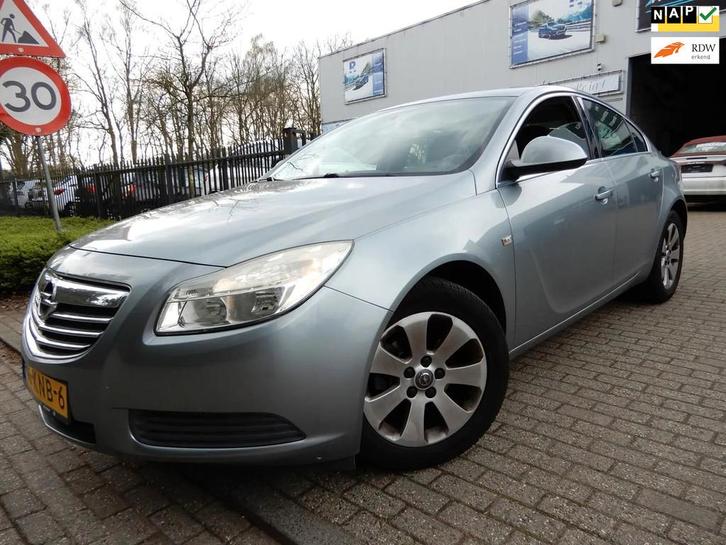 Opel Insignia 1.8 Edition NU 5950,00, Auto's, Opel, Bedrijf, Te koop, Insignia, ABS, Airbags, Airconditioning, Bluetooth, Boordcomputer