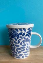 Mok royal tea porselein kop met zeef en deksel blauw bloemen, Ophalen of Verzenden, Zo goed als nieuw, Overige stijlen, Kop(pen) en/of Schotel(s)