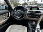 BMW 3-serie 320i Business | Navi | LED | Cruise | 1/2 leder, Auto's, BMW, Origineel Nederlands, Te koop, Zilver of Grijs, 5 stoelen