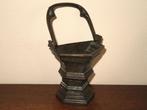 antieke stoup, bronzen wijwatervat 1920, neogotisch brons, Verzenden, Brons