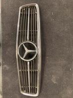 Mercedes R107 Grill, Ophalen